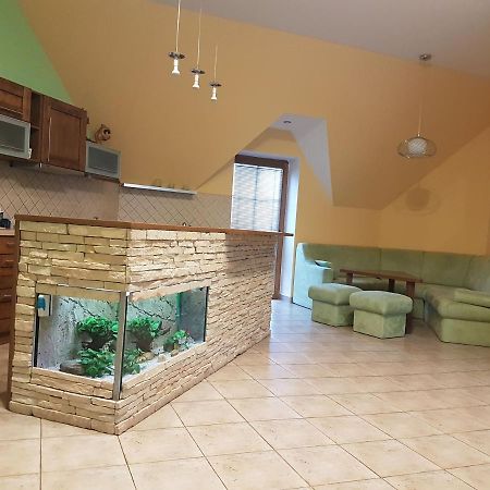 Apartman V Aleji Slavkov u Brna Exteriör bild